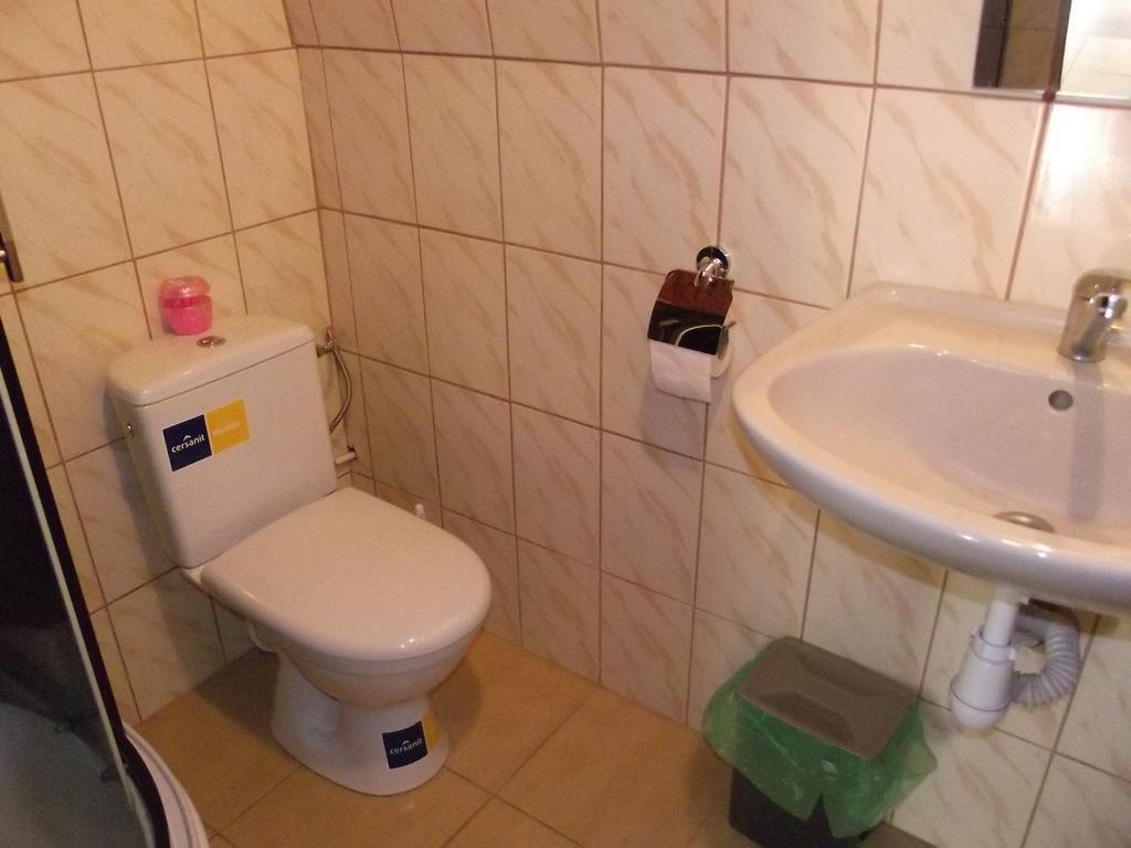 Bed and Breakfast Nakvyne Rokiskyje Рокишкис Номер фото