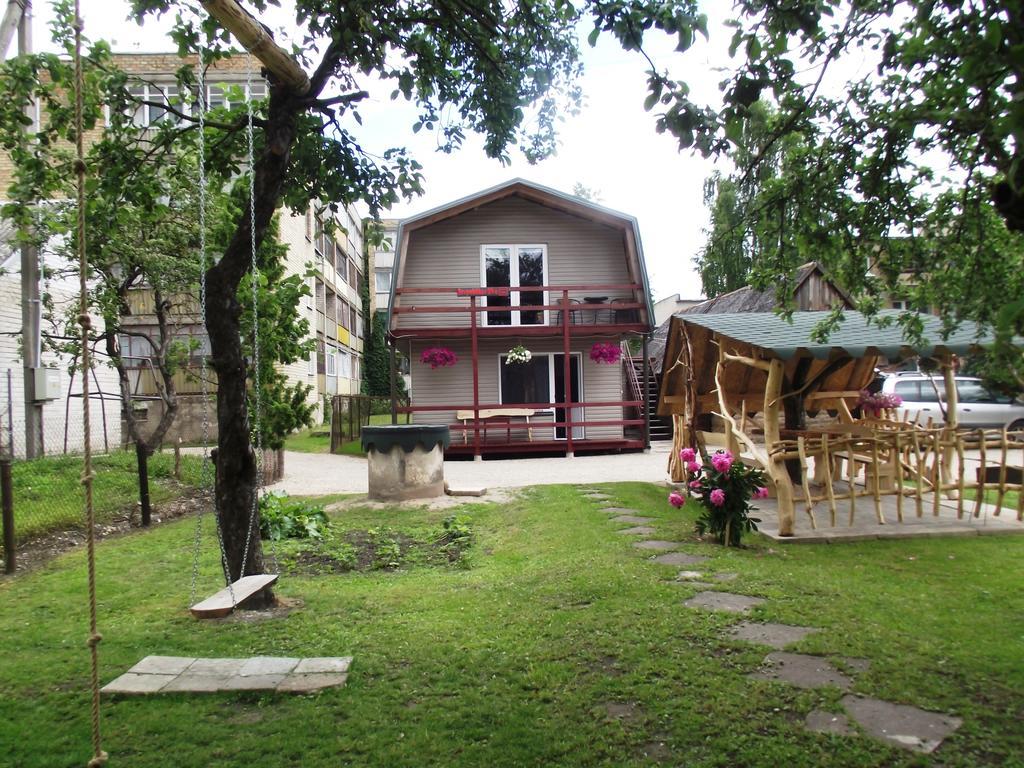 Bed and Breakfast Nakvyne Rokiskyje Рокишкис Экстерьер фото